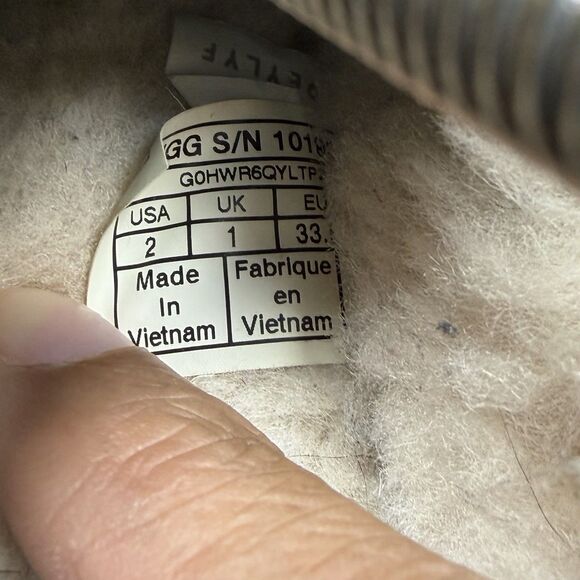 UGG Tasman II Kids Slippers Size 2Y "Chestnut" Suede Sheepskin Cozy Kids Slip on - Picture 5 of 5